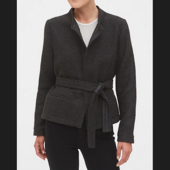 NWT BANANA REPUBLIC FACTORY STORE JACKET W/BELT - Picture 1 of 5